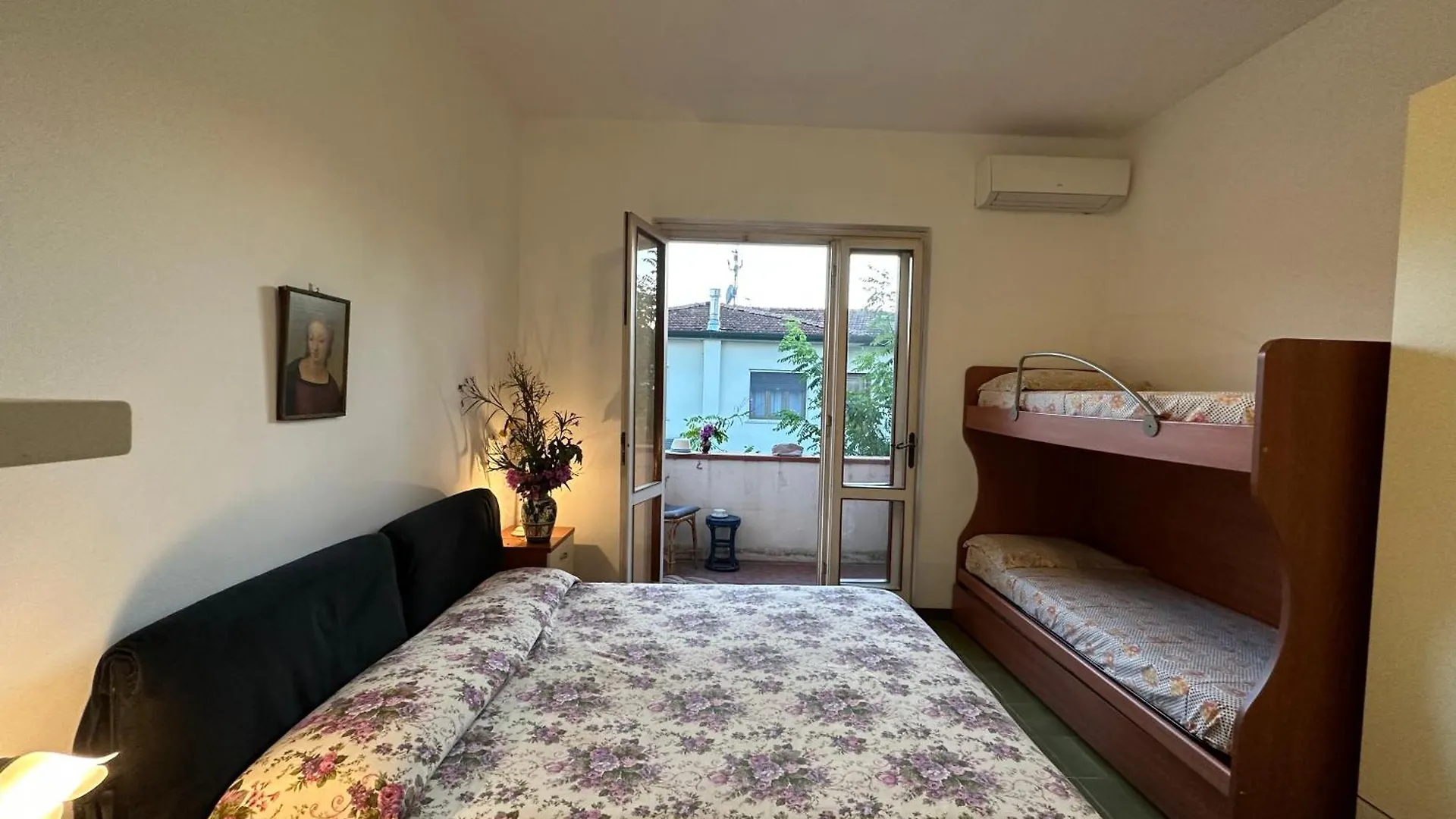Nyaraló Villetta A Due Passi Dal Mare Lido di Camaiore