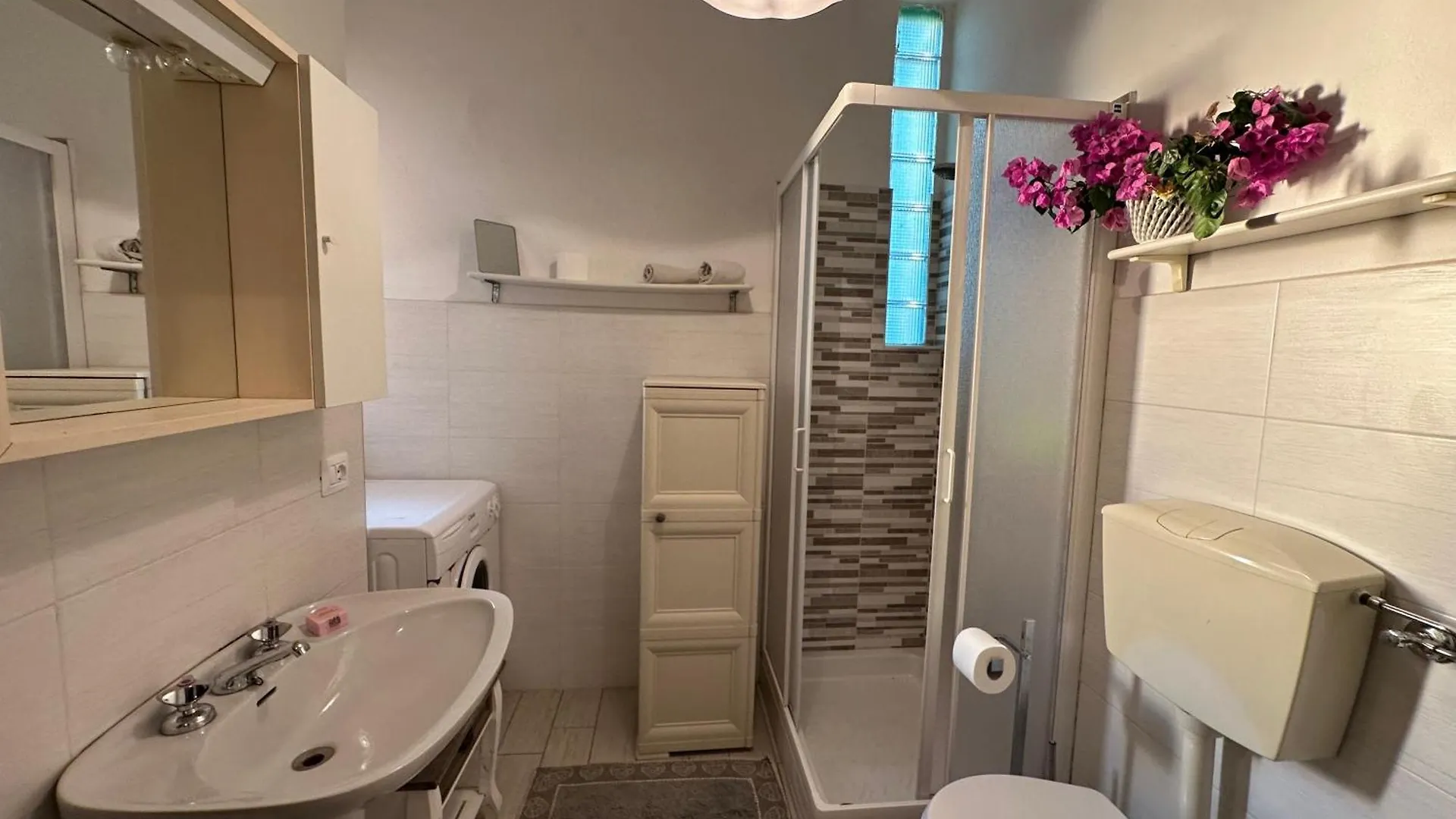 Villetta A Due Passi Dal Mare Lido di Camaiore Holiday home